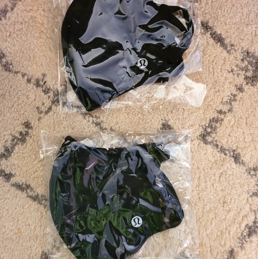 Lululemon Face Mask